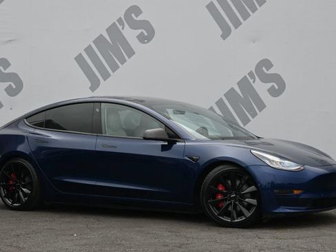 Used 2018 Tesla Model 3 Long Range AWD/4WD image 3