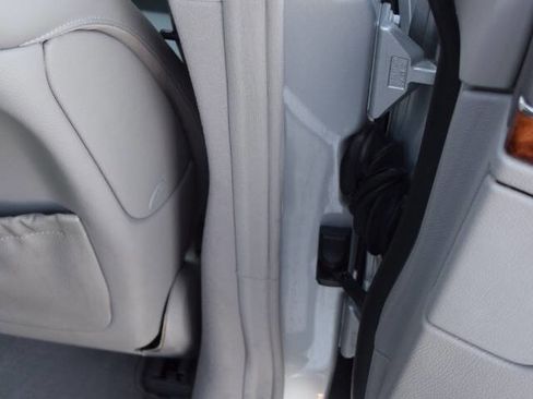 Used 2004 Mercedes-Benz E 500 Sedan image 57