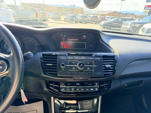 Used 2016 Honda Accord Sport image 19