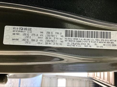 Used 2016 Jeep Wrangler Unlimited Rubicon w/ Connectivity Group image 41