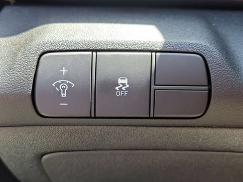 New 2026 Hyundai Elantra SEL Sport FWD image 19