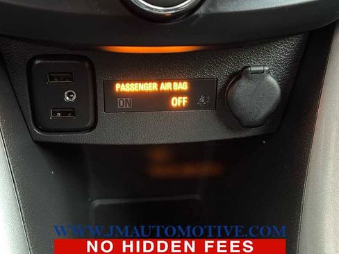 Used 2019 Chevrolet Trax LT w/ LT Convenience Package image 34