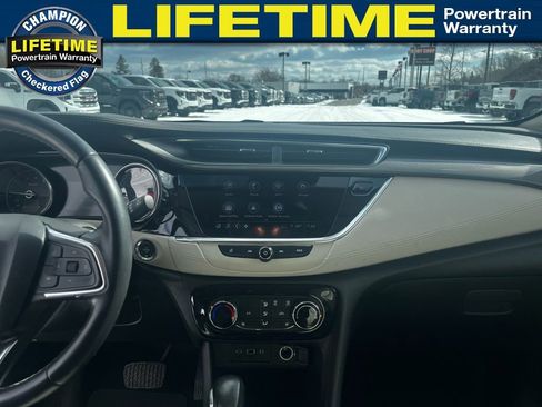 Used 2021 Buick Encore GX Preferred w/ Cold Weather Comfort Package image 24