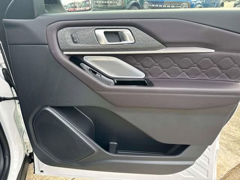 New 2026 Ford Explorer Platinum w/ LUX Leather Package image 16
