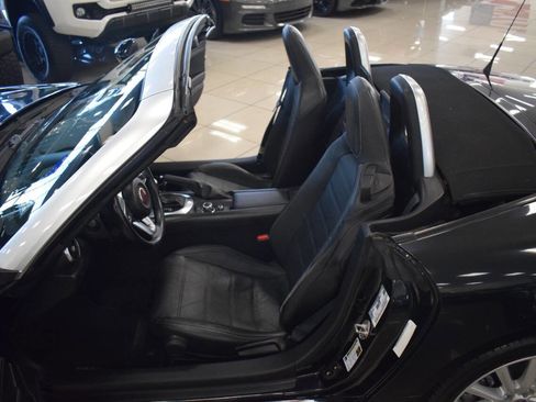 Used 2017 FIAT 124 Spider Lusso image 52