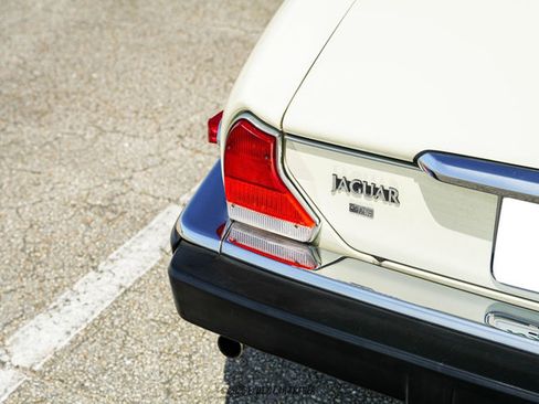 Used 1987 Jaguar XJ6 RWD image 68