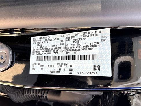 Used 2023 Lincoln Corsair AWD w/ Equipment Group 101A image 35