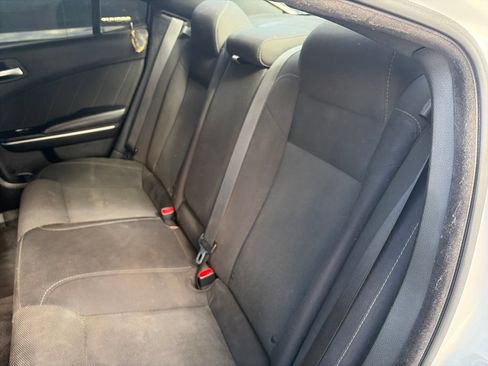 Used 2018 Dodge Charger R/T Scat Pack RWD image 11
