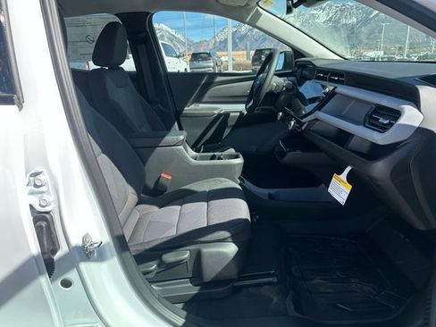 New 2027 Chevrolet Bolt LT w/ Comfort Package FWD image 17