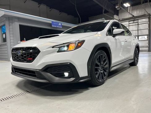 Used 2025 Subaru WRX Premium AWD/4WD image 4