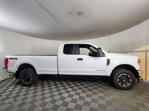 Used 2021 Ford F250 XL w/ STX Appearance Package image 8