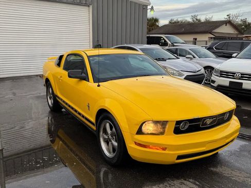 Used 2006 Ford Mustang Coupe image 1