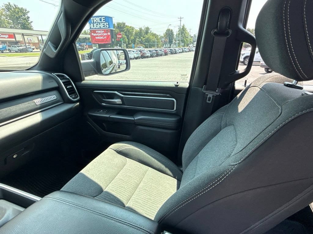 Used 2019 RAM 1500 Big Horn AWD/4WD image 16