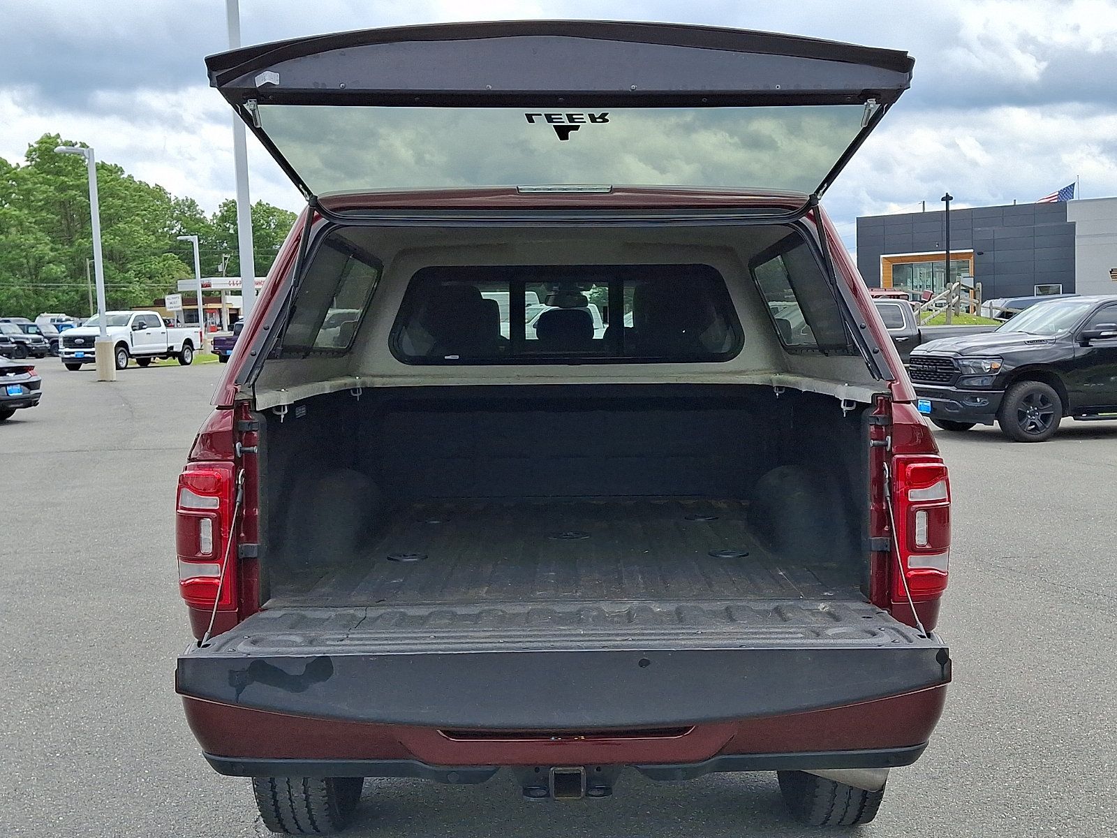 Used 2024 RAM 3500 Laramie AWD/4WD image 30