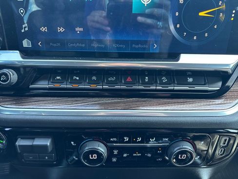 Certified 2023 Chevrolet Silverado 1500 RST w/ RST All Star Premium Package AWD/4WD image 18