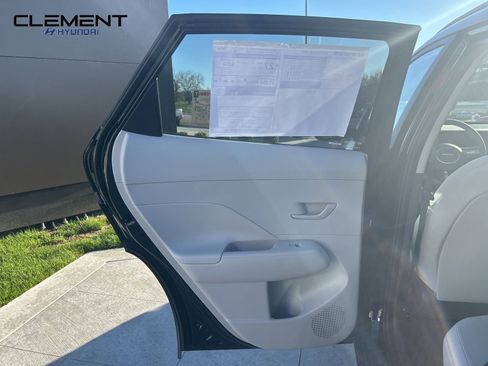 New 2025 Hyundai Kona SEL image 31