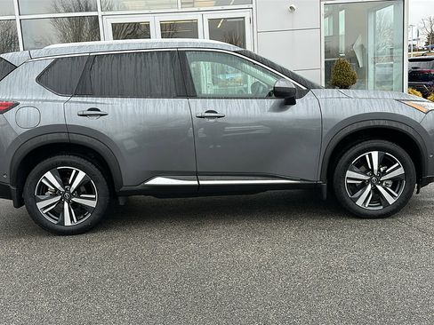 Certified 2023 Nissan Rogue SL w/ SL Premium Package image 27