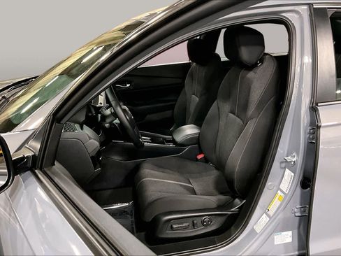 Used 2025 Honda Accord Sport image 8