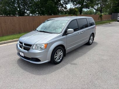 Used 2016 Dodge Grand Caravan SE