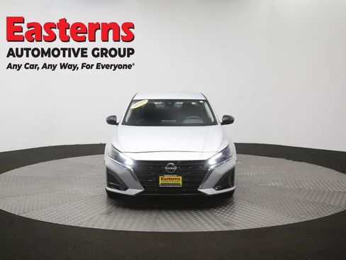Used 2024 Nissan Altima 2.5 SV FWD image 51