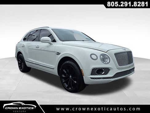 Used 2017 Bentley Bentayga image 1