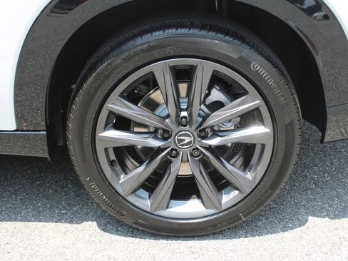Certified 2025 Acura ADX A-Spec image 32