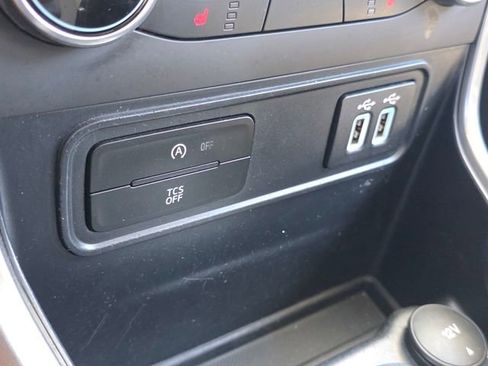 Used 2018 Ford EcoSport SE FWD image 22