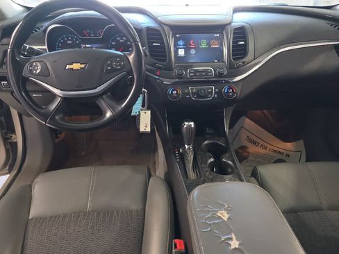 Used 2014 Chevrolet Impala LT FWD image 4