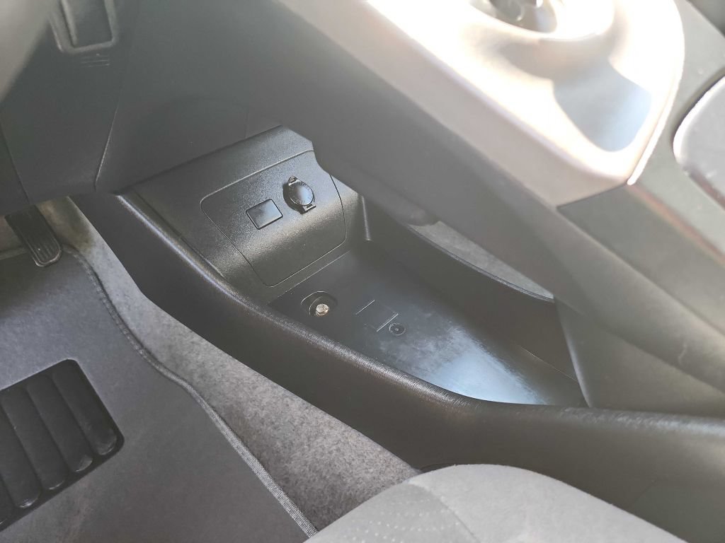 Used 2014 Toyota Prius Two FWD image 18