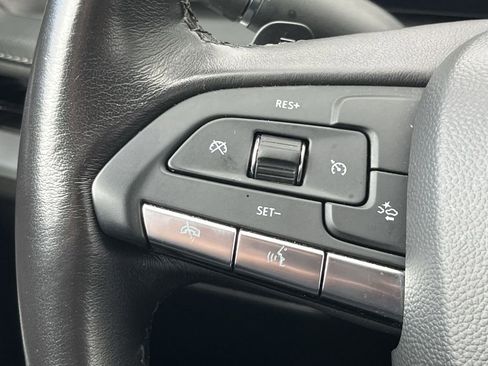 Used 2024 Cadillac XT4 Premium Luxury image 40