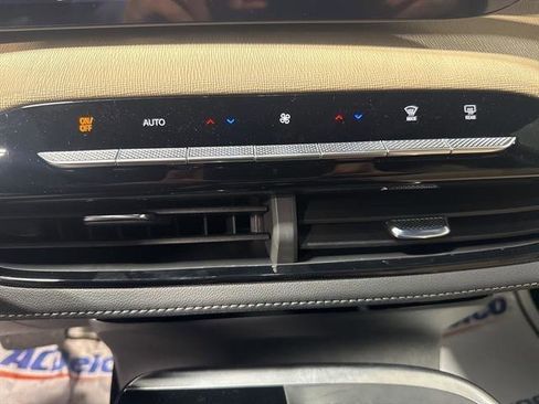 New 2026 Buick Enclave Preferred image 32