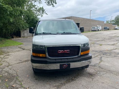 Used 2020 GMC Savana 2500 w/ Driver Convenience Package RWD image 8