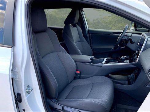 Used 2023 Subaru Solterra AWD image 27