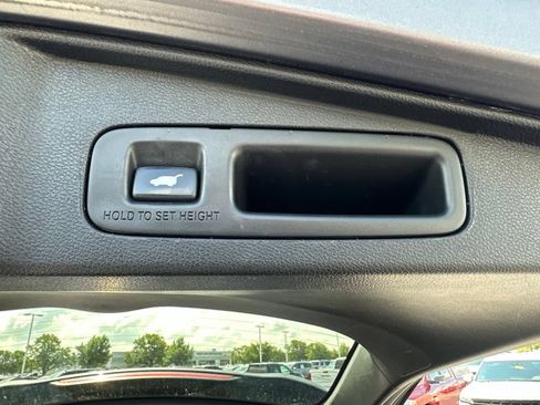 Used 2020 Honda CR-V Touring image 13