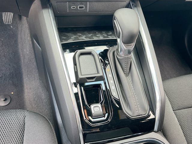 New 2026 GMC Canyon Elevation w/ Convenience Package RWD image 12