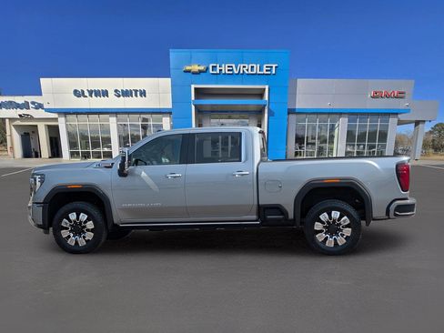 New 2026 GMC Sierra 2500 Denali w/ Denali Reserve Package AWD/4WD image 13