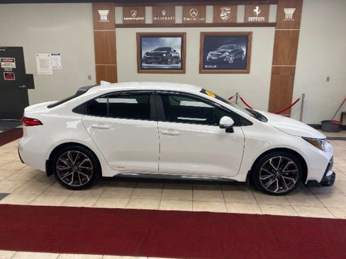 Used 2020 Toyota Corolla SE FWD image 5