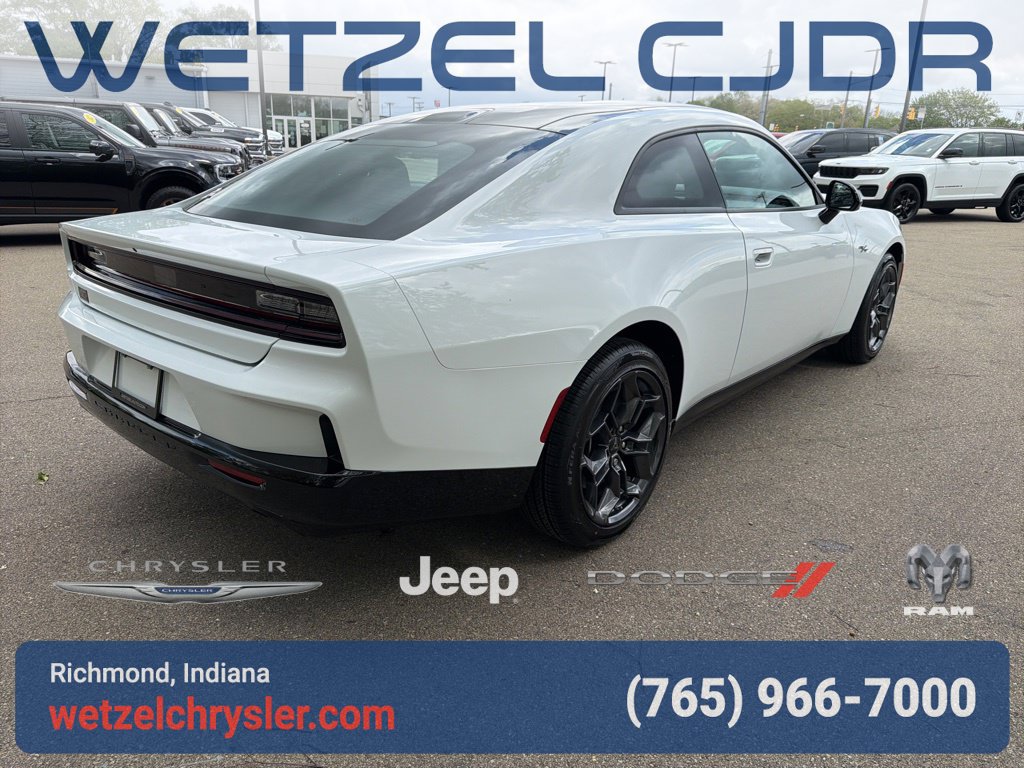New 2026 Dodge Charger R/T w/ Blacktop Package AWD/4WD image 7