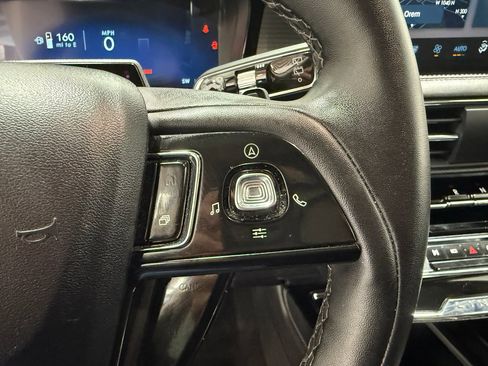 Used 2024 Lincoln Corsair AWD w/ Equipment Group 102A image 21