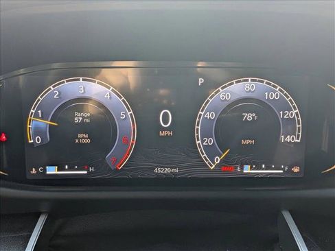 Used 2023 Jeep Wagoneer L 4WD w/ Premium Group I image 9