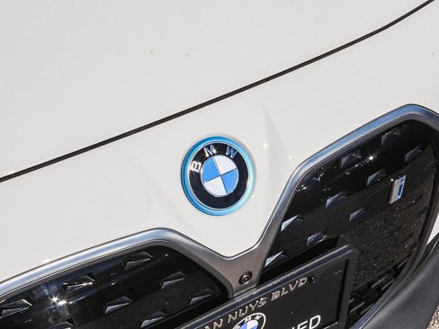 Certified 2023 BMW i4 eDrive35 w/ Premium Package image 11