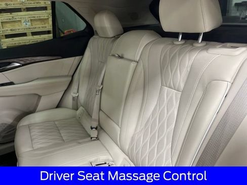 Used 2022 Buick Envision Avenir w/ Technology Package II AWD/4WD image 49