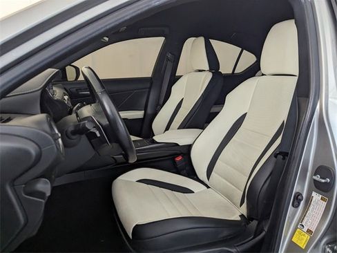 Used 2021 Lexus IS 350 F Sport image 5