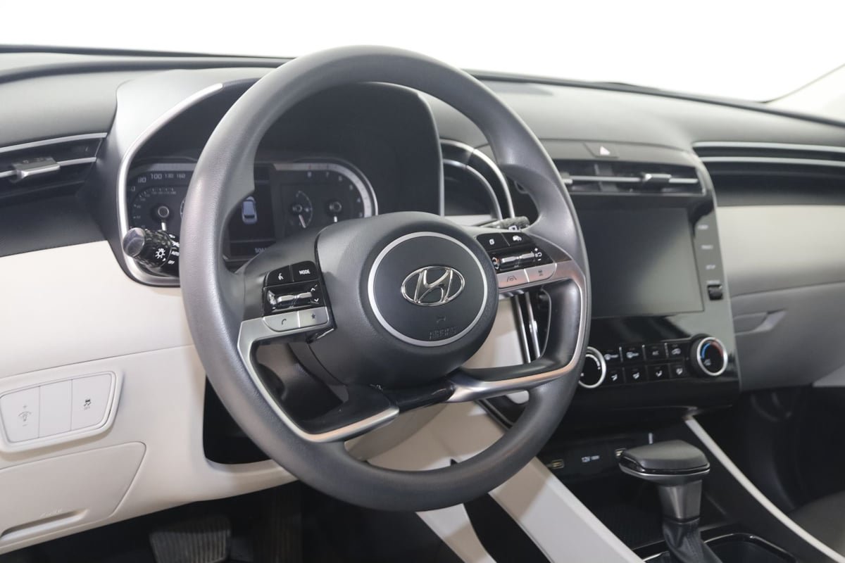 Used 2022 Hyundai Tucson SEL w/ Cargo Package AWD/4WD image 6