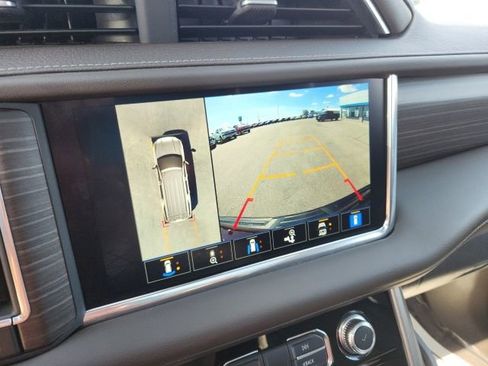 Certified 2022 GMC Yukon XL Denali AWD/4WD image 28