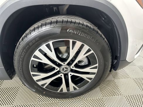 Used 2025 Mercedes-Benz GLA 250 4MATIC image 10