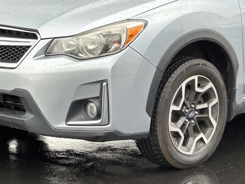 Used 2016 Subaru Crosstrek 2.0i Limited AWD/4WD image 8