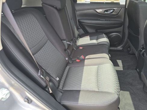 Used 2020 Nissan Rogue SV w/ Sun & Sound Touring Package AWD/4WD image 19
