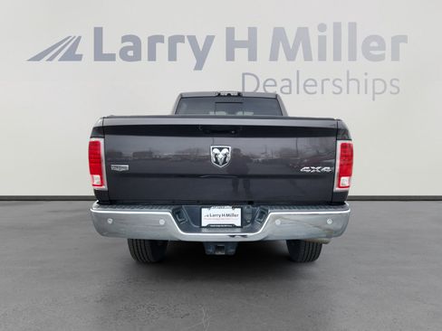 Used 2018 RAM 2500 Laramie image 4