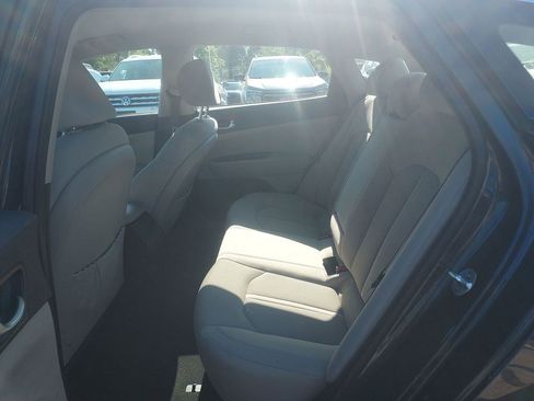 Used 2016 Kia Optima LX FWD image 24
